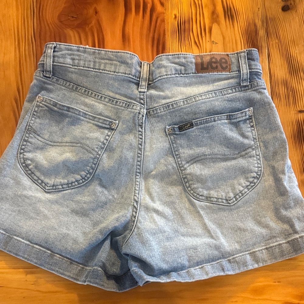 Lee Women's Light Wash Jean Shorts